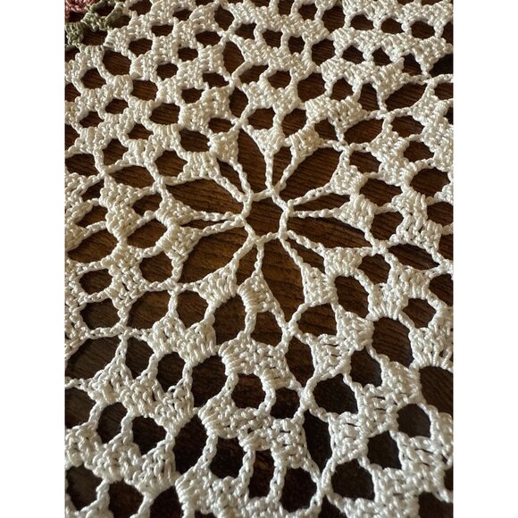 Vintage Crochet Doilies & Embroidered Table Mats Set Of 5 - Picture 3 of 16
